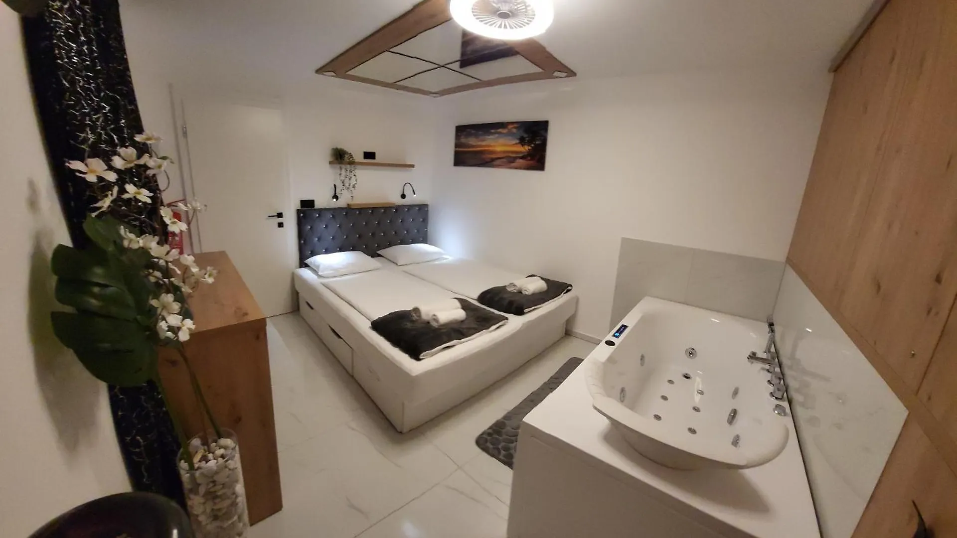 Apartments By The Sea Selce, Crikvenica - 22726 0*, Selce Chorwacja